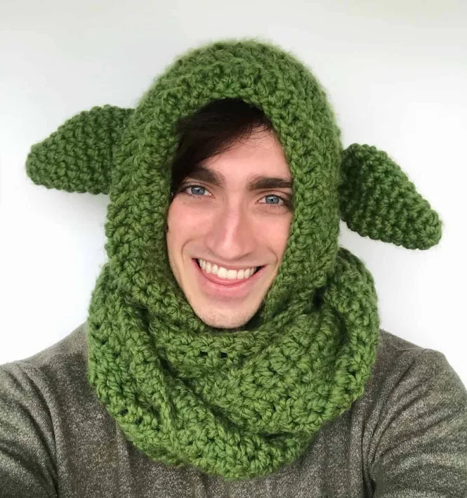 Crochet Star Wars Hat - Yoda Scoodie FREE Crochet Pattern