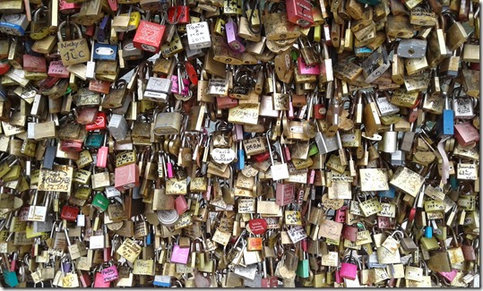Pont Neuf - Love Locks (1)