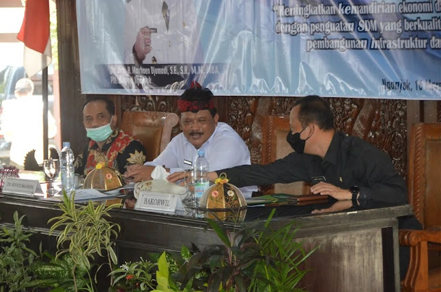 Plt Bupati Nganjuk Marhaen Djumadi (tengah) dalam kegiatan Musrenbang RKPD Kabupaten Nganjuk tahun 2023, Rabu 16 Maret 2022