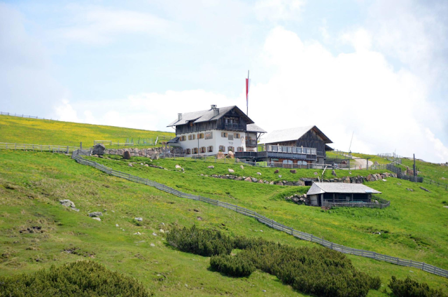 alpe di villandro escursioni trekking sentieri passeggiate