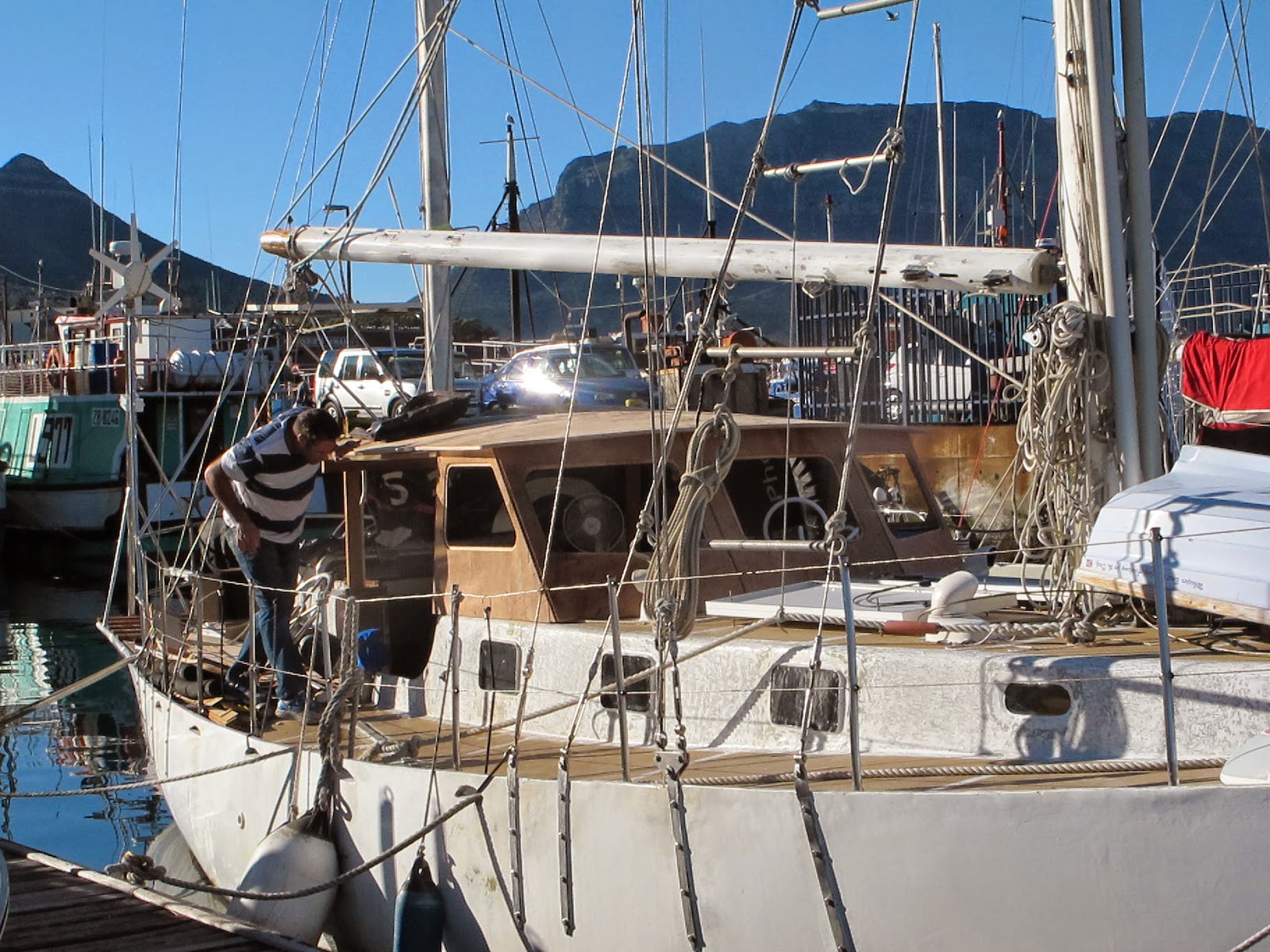 CKD Boats - Roy Mc Bride: Cruising yacht hard dodger build ...
