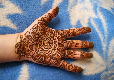 Mehndi Desighn for parlor