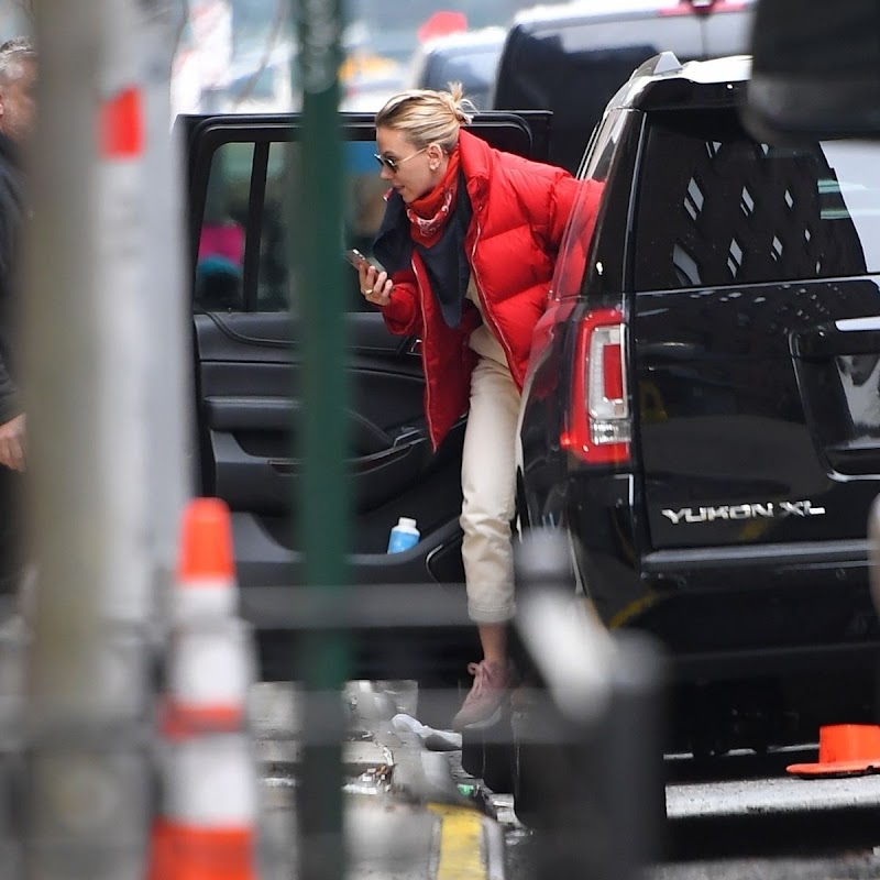 Scarlett Johansson Arrives at Saturday Night Live Rehearsals in New York 13  Dec-2019