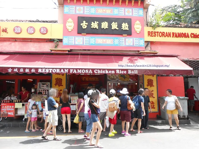 JONKER STREET, MELAKA Restoran Famosa Chicken Rice ball