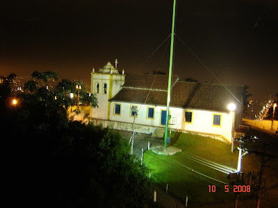 Foto tirada com câmera digital Sony DSC P73 da Capela de Nossa Senhora do Monte Serrat em Santos - foto de Emilio Pechini