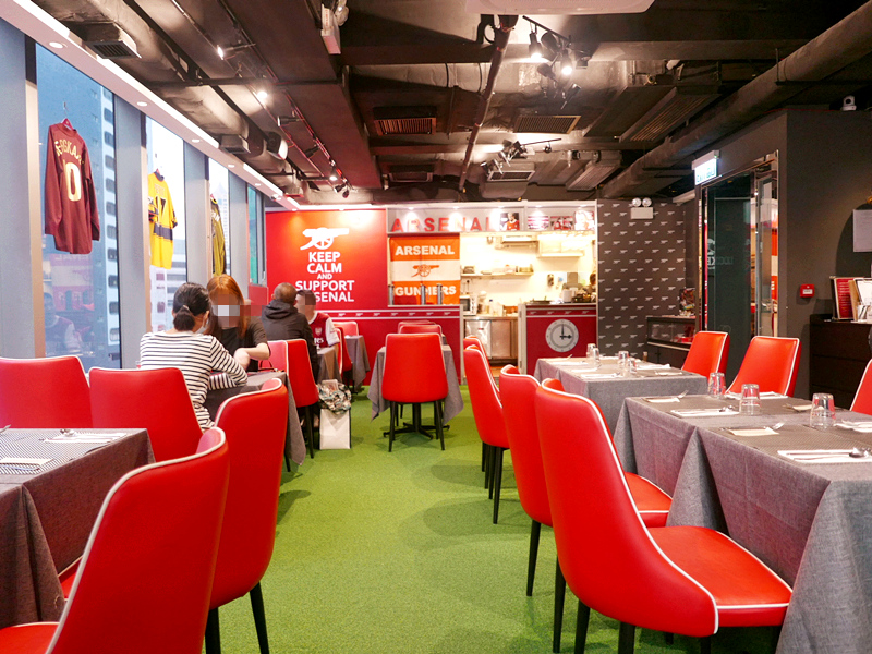 阿仙奴主場足球主題餐廳 Lockeroom Dining | Girlab