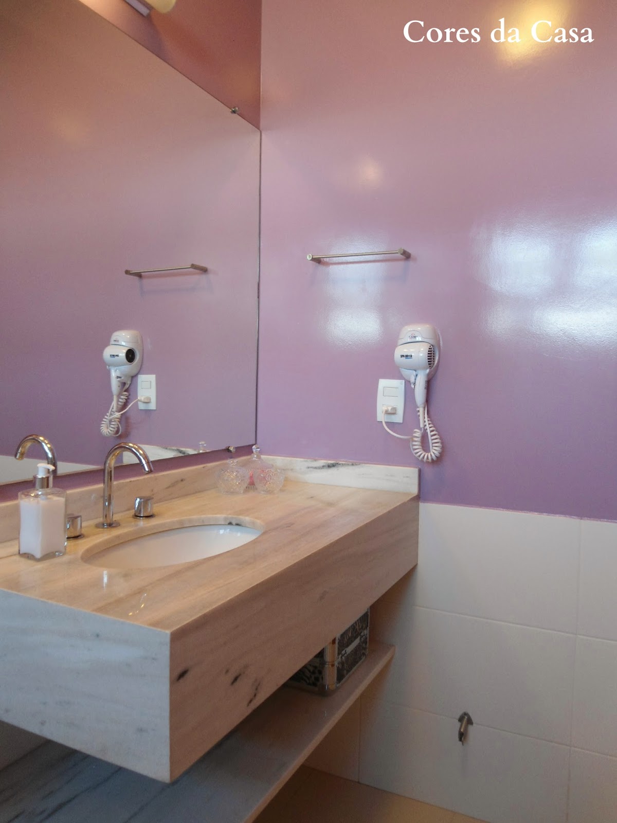 Decoração: Banheiro Renovado com Pintura Epóxi  Cores da Casa