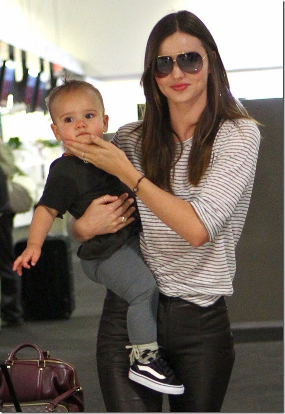 miranda-kerr-hot-mom-4