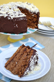 coffee flavour cake with fudgy chocolate frosting
