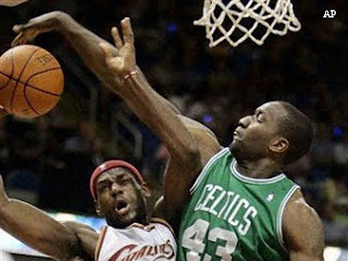  American basketball player kendrick perkins 