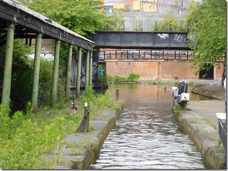 15 stop lock or gauging station