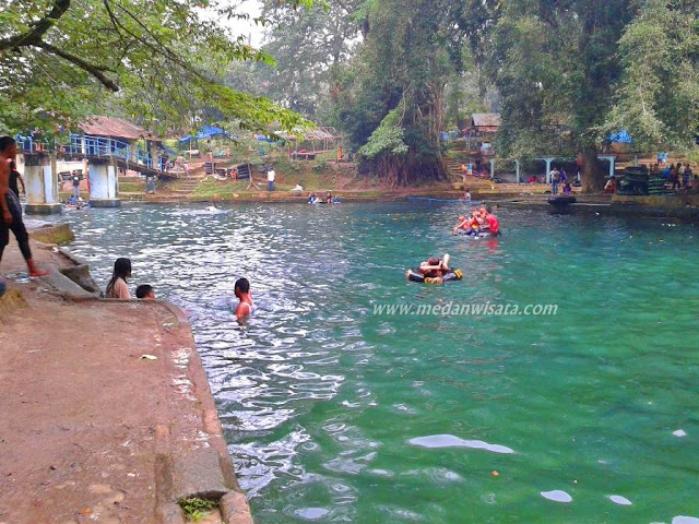 Kolam renang Swimbath