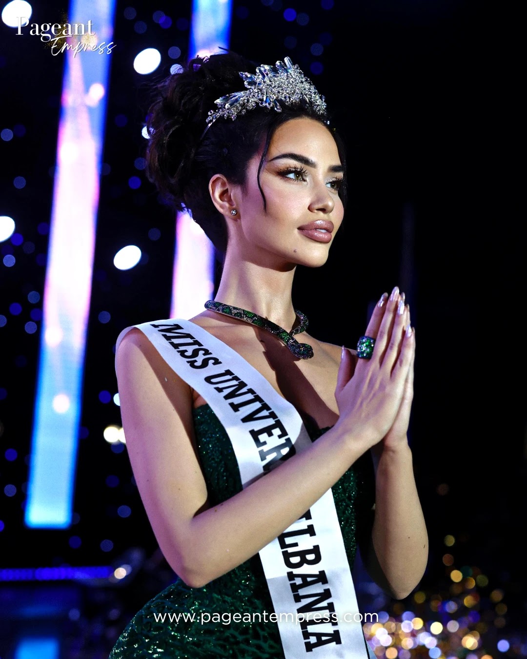 Miss Universe hopefuls compete in El Salvador preliminaries - EFE