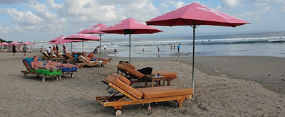 Pantai Seminyak Bali