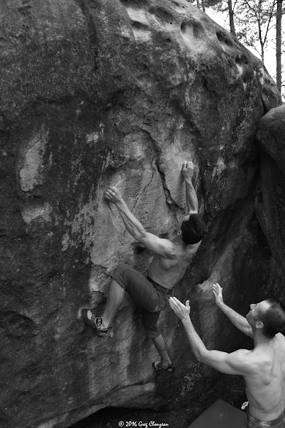 Ivan s'essaye au Mélancolique 7A+ Cuisinière (C) 2016 Greg Clouzeau