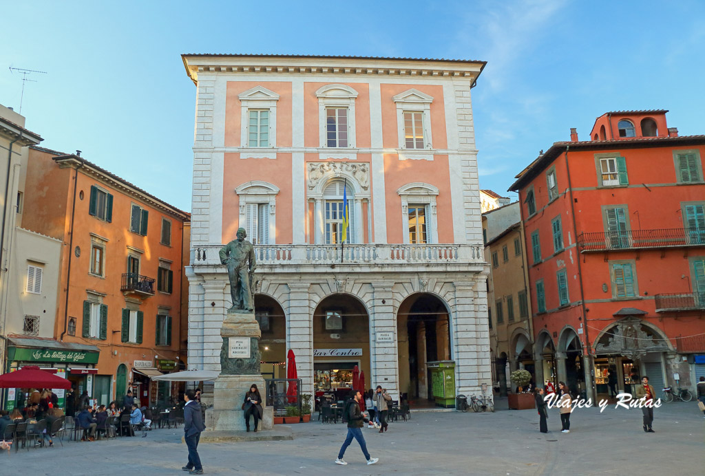 Piazza Garibaldi, Pisa