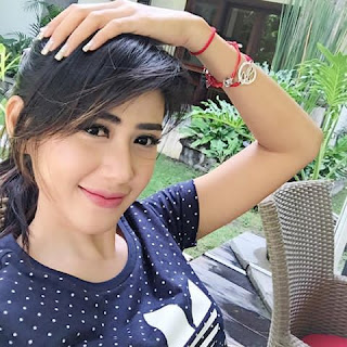 Profil dan Biodata Rey Utami Presenter Cantik Trans7, Lengkap Dengan Foto Terbarunya