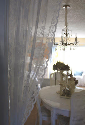 My Romantic Home: Decorating with Lace