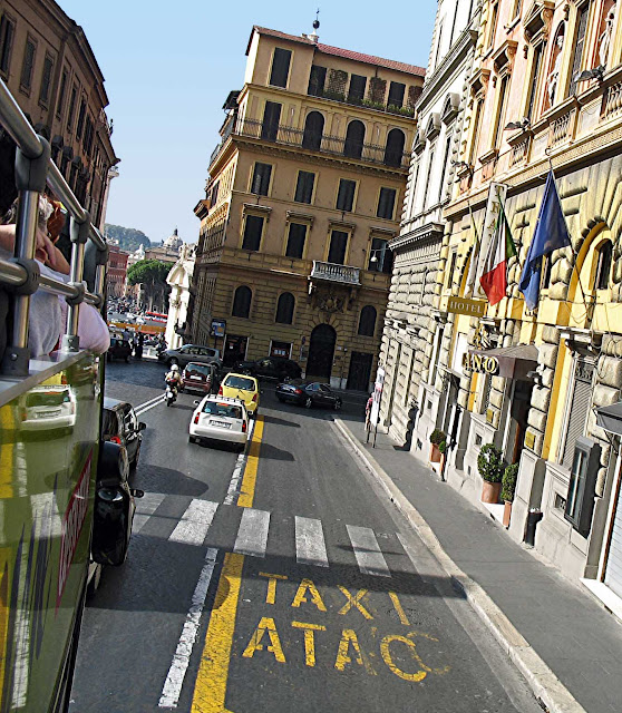 street in Rome