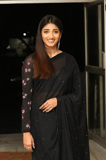 Priya Vadlamani In Black Saree