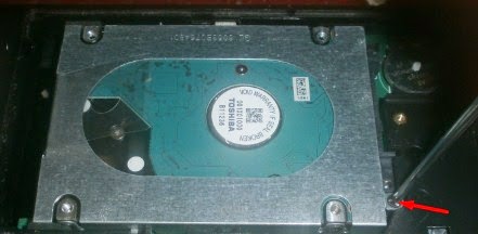 http://addinaldollar.blogspot.com/2014/11/cara-mudah-mengganti-harddisk-laptop.html