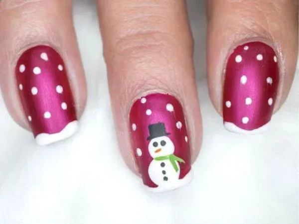 Christmas Nail Art Inspired by Frosty the Snowman