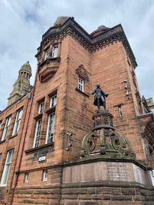 architectural features of buildings in Greenock, Scotland