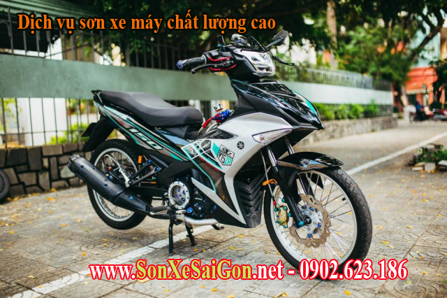 Sơn xe máy Exciter 150 màu đen bạc bóng bẩy cực đẹp