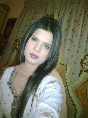 Arfa Mir sindhi model