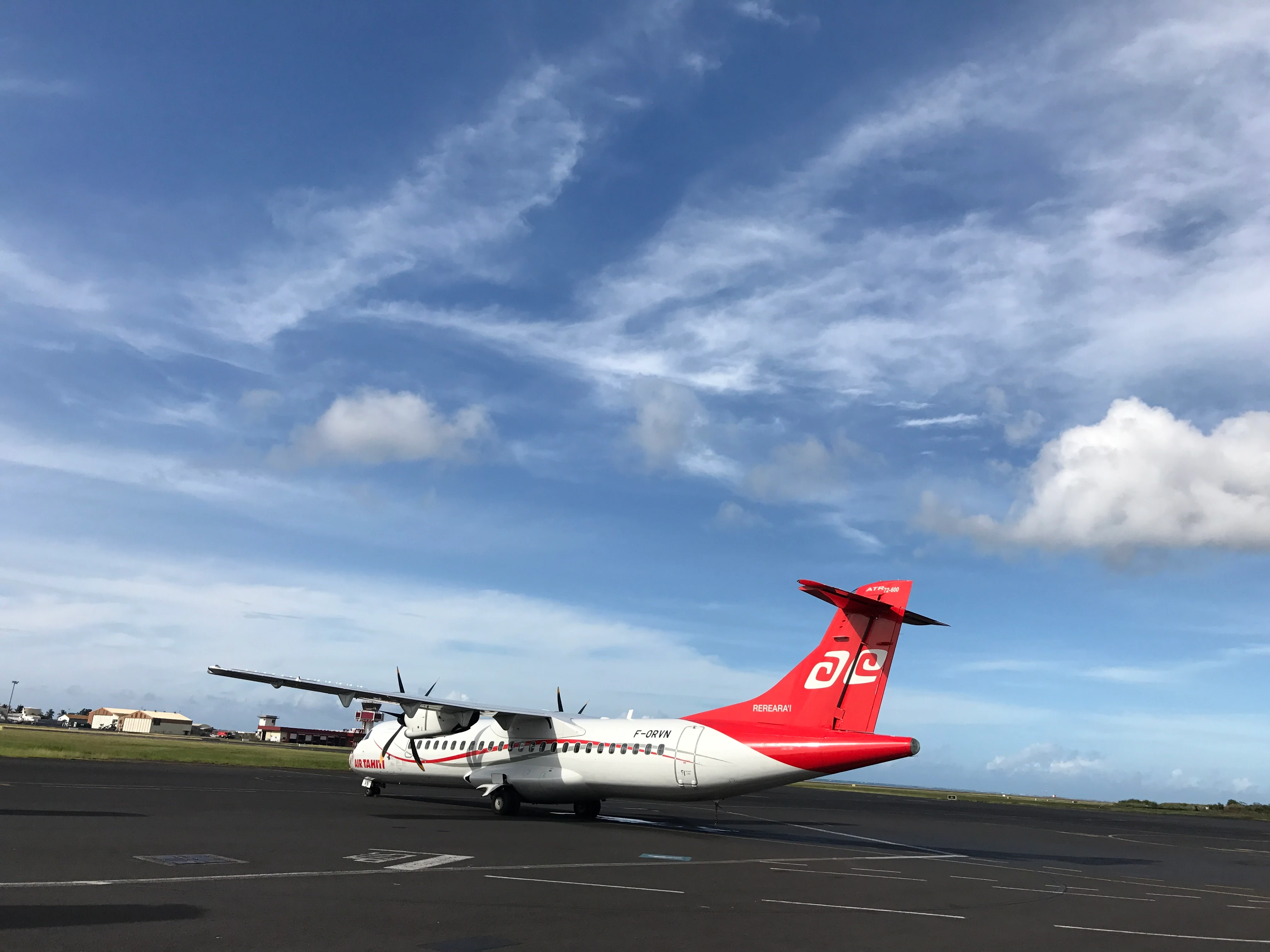 環遊世界｜大溪地航空 VT426 Bora Bora → Papeete 飛行紀錄 (ATR72)