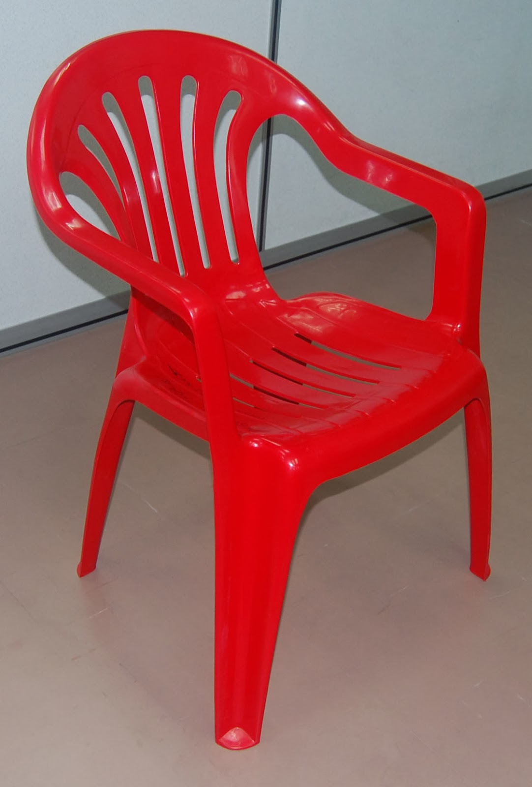  Kerusi  Plastik  Plastic Chairs