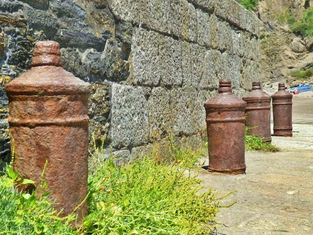 Cannons embedded in Polkerris harbour walls