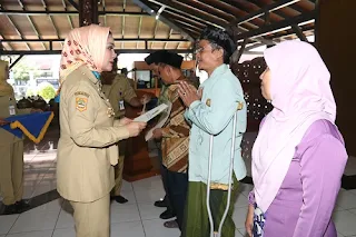 Ribuan Guru Ngaji Ini Tersenyum Lebar, Ternyata Ini Penyebabnya