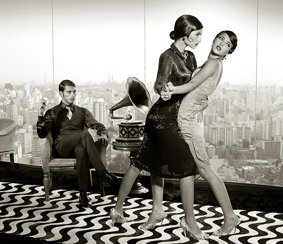 Black and white and Vintage-style-beauty-photography