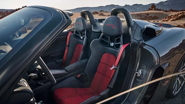 Interior Porsche 718 Spyder RS