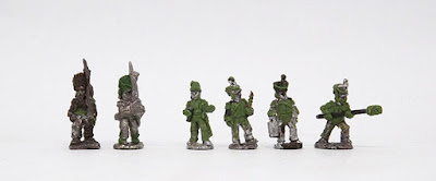 Infantry and Art - Grenadiers x 2 / Line artillery crew x 4: