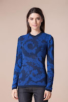 Pulover albastru din vascoza cu imprimeu floral 4273 (Ama Fashion)