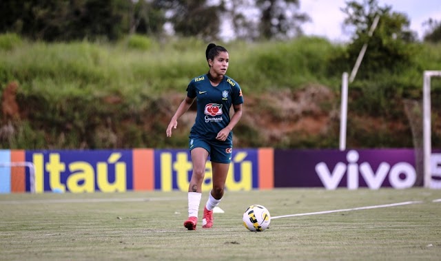 Conheça a trajetória de Ravena, piauiense lateral da Seleção Feminina Sub-20