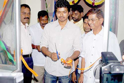 Vijay Birthday Celebrations 2009 Pics