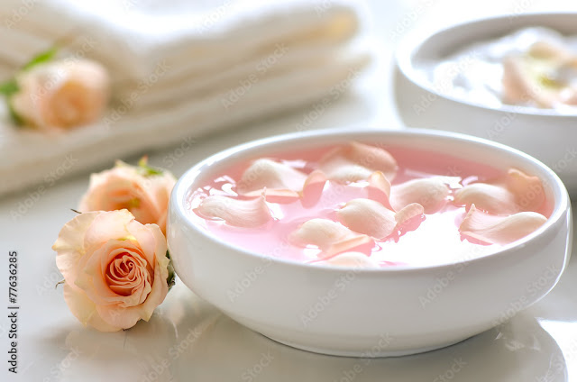 Applying Rose Water on Hair : How to Use It, Benefits & Side Effects