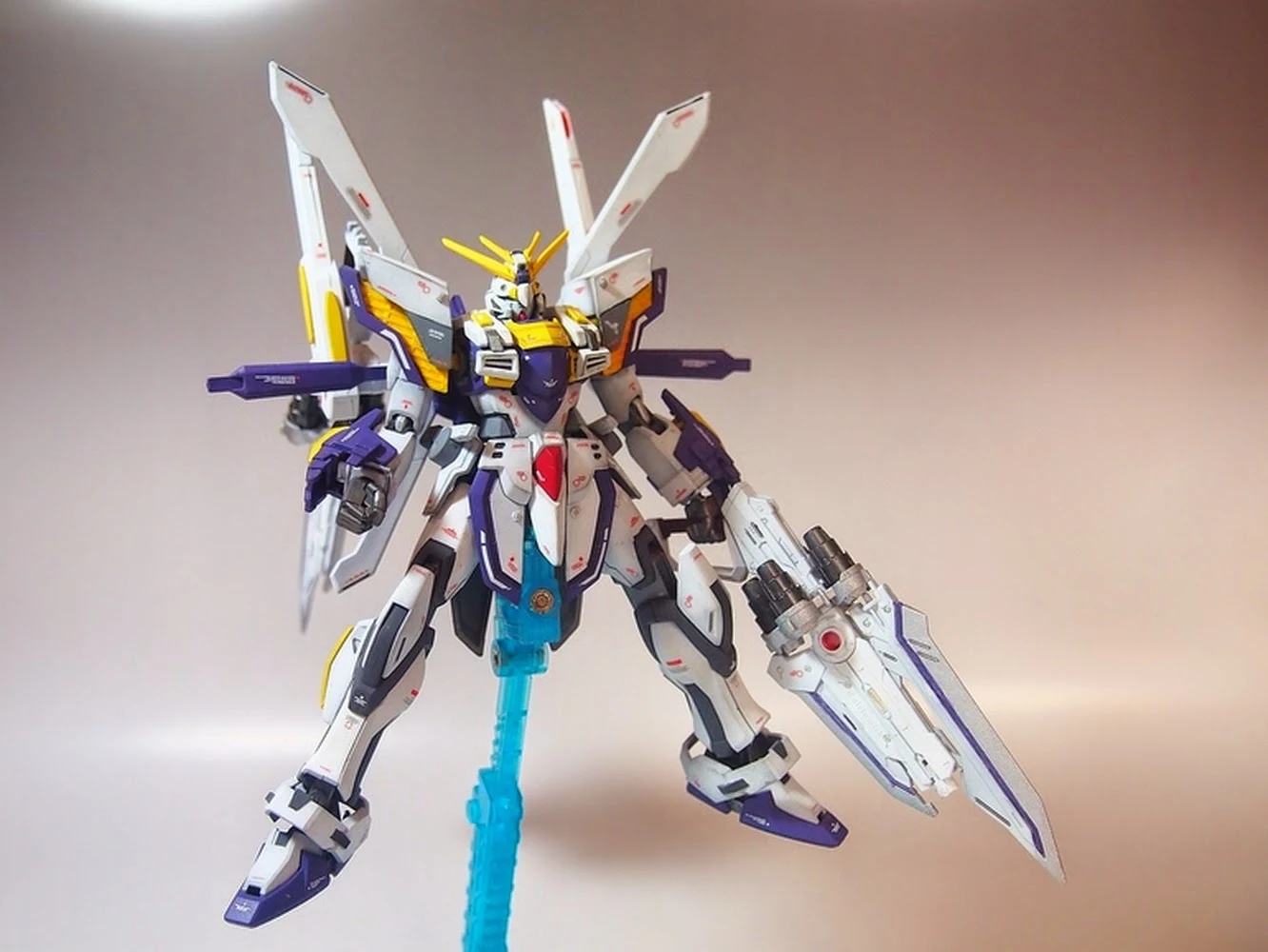 Custom Build: 1/144 Neo God Gundam