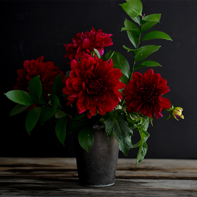flower pot ideas for shade Heart of Gold Floral Arrangement | 640 x 640