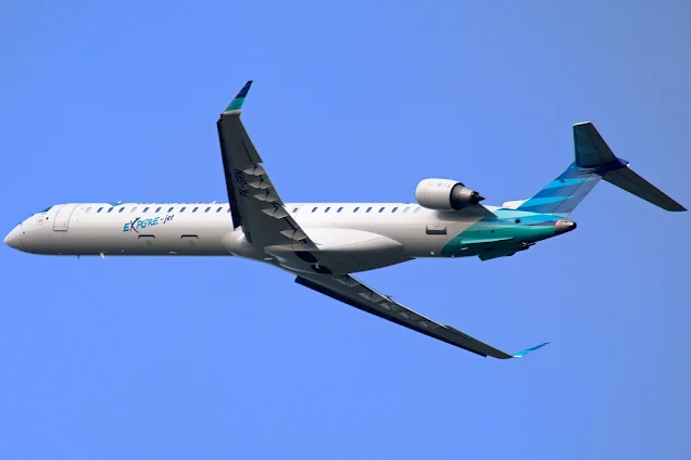 Garuda Indonesia CRJ1000