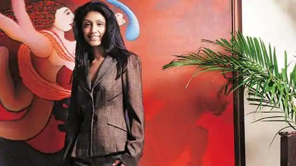 Image from https://www.livemint.com/news/india/roshni-nadar-is-india-s-richest-woman/amp-11607003751529.html