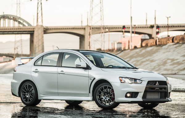 Mitsubishi "Lancer Evolution XI" 1