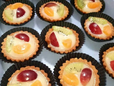  Halo hai bunda kali ini kami akan sedikit berbagai resep menarik membuat sajian cemilan b Resep Pie Buah Pelangi