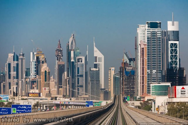 dubai_driverless_metro_640_03.jpg (640×426)