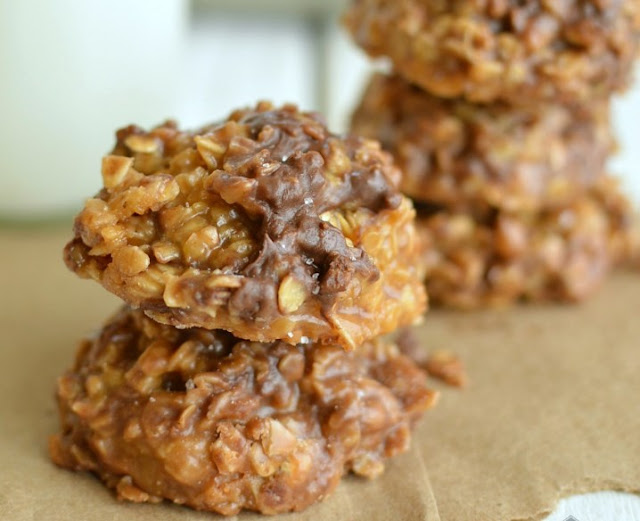 No Bake Caramel Cookies #desserts #cookies