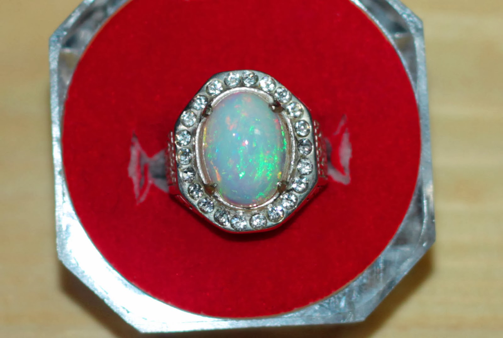 Jual beli segala rupa: Batu Kalimaya Banten / Opal afrika 