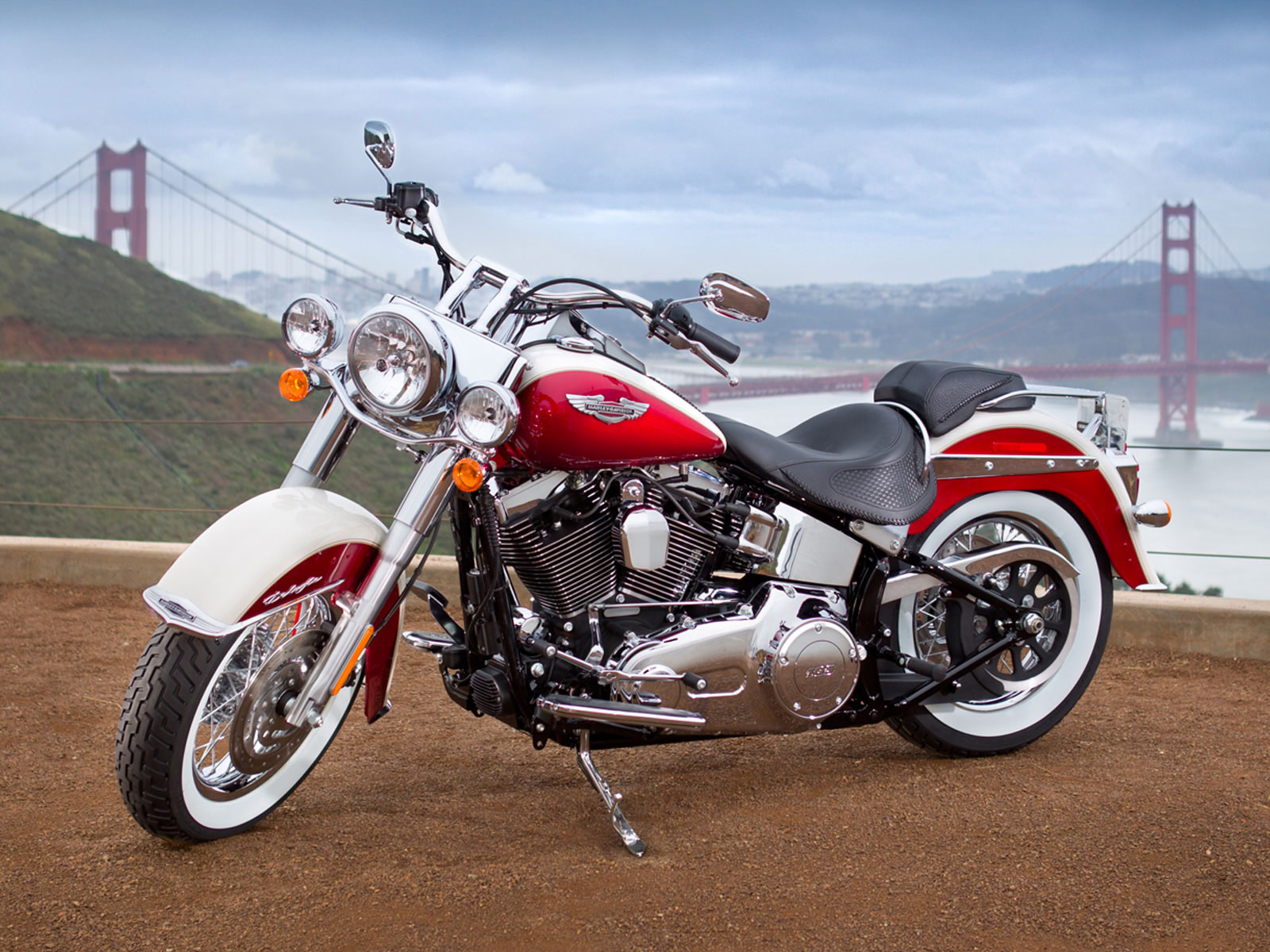 2013 FLSTN Softail Deluxe Harley-Davidson pictures and ...